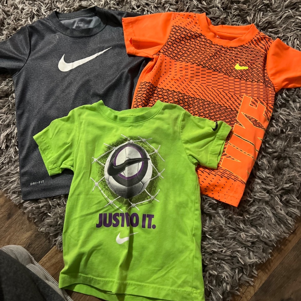 Boys shirts - Picture 3 of 3